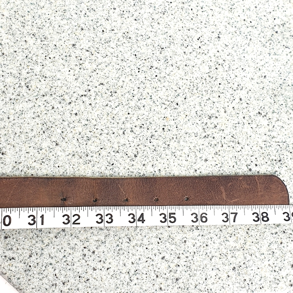 Vermillion leather belt with silver sun detailing size large - Picture 5 of 7